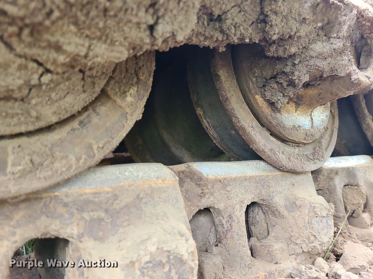 image for item LE9066 2003 Case 1850K  dozer