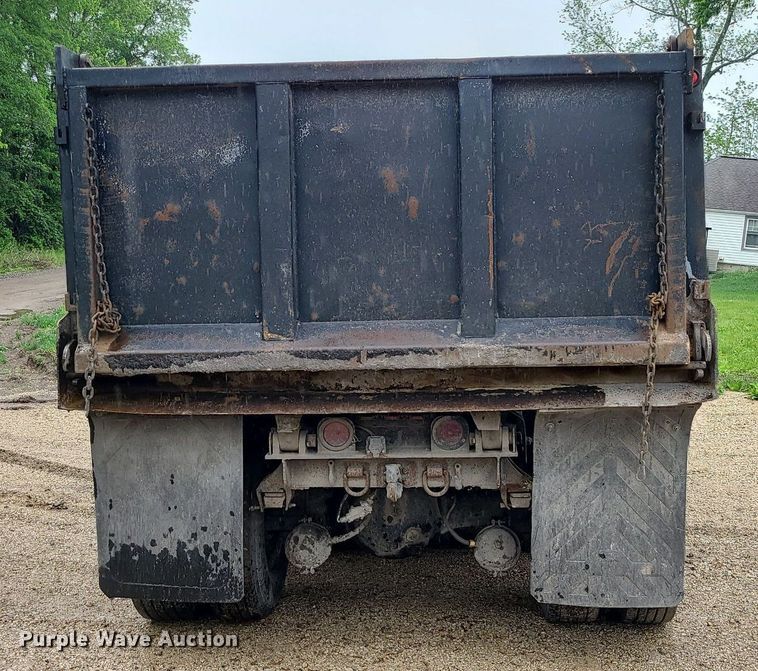 image for item LE9067 1999 Sterling A-Line  dump truck