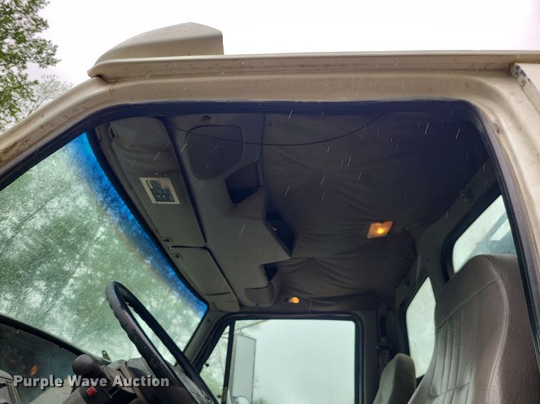 image for item LE9067 1999 Sterling A-Line  dump truck