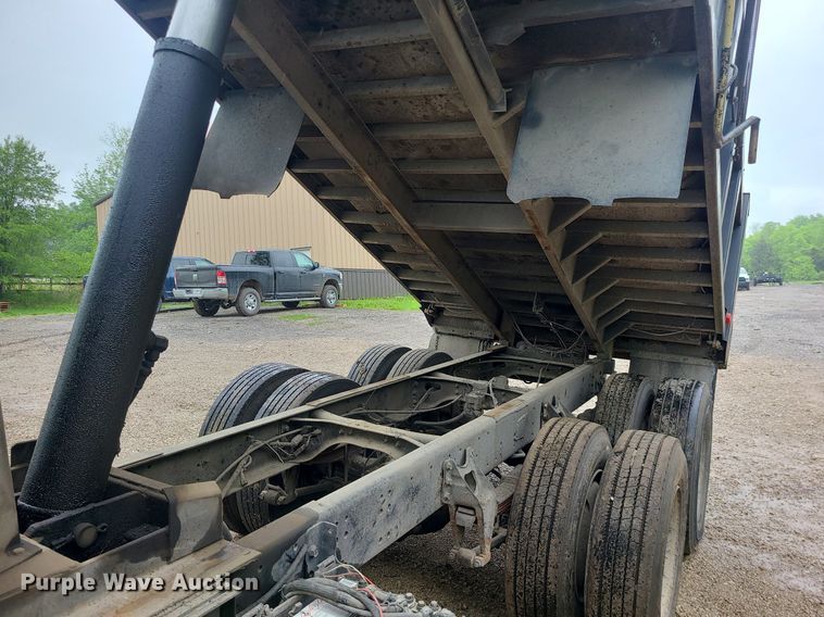 image for item LE9067 1999 Sterling A-Line  dump truck