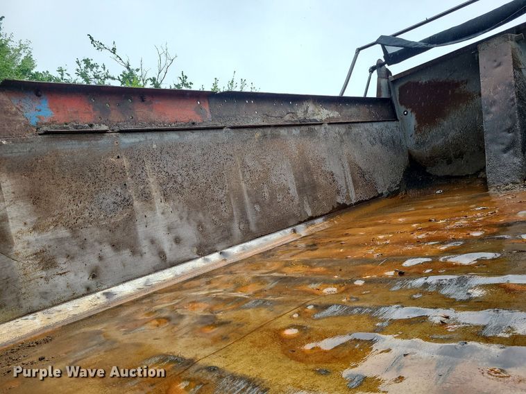 image for item LE9067 1999 Sterling A-Line  dump truck