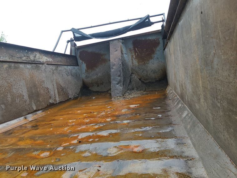 image for item LE9067 1999 Sterling A-Line  dump truck