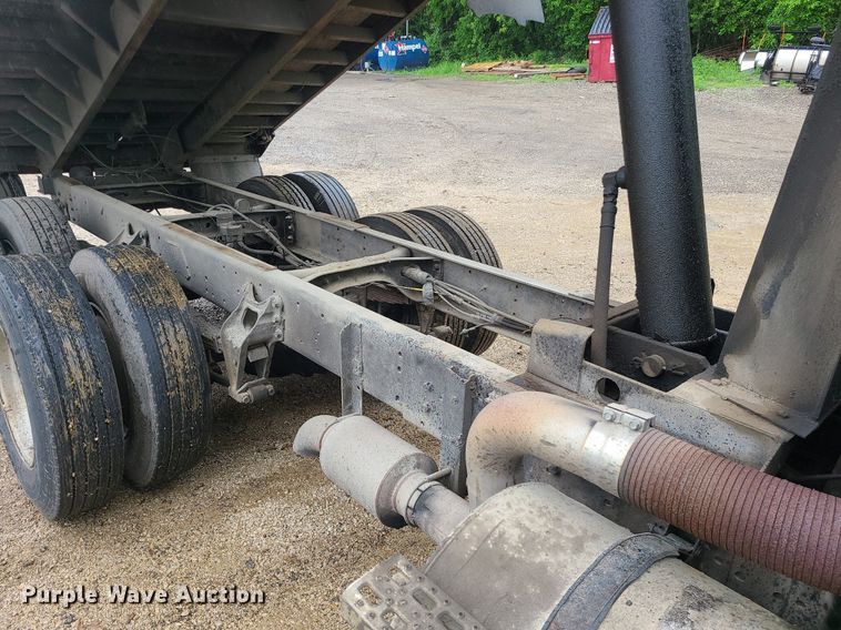 image for item LE9067 1999 Sterling A-Line  dump truck