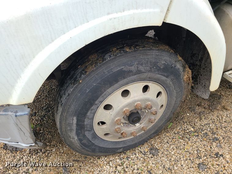 image for item LE9067 1999 Sterling A-Line  dump truck