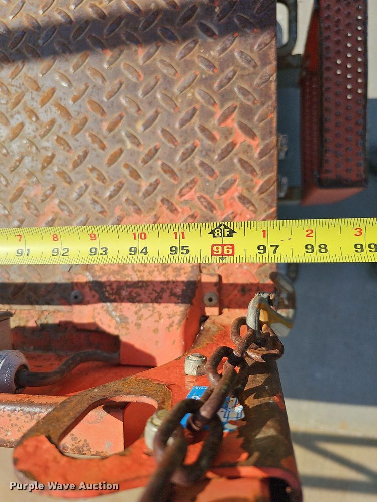 image for item LE9381 2012 Skyjack SJIII 3219  scissor lift