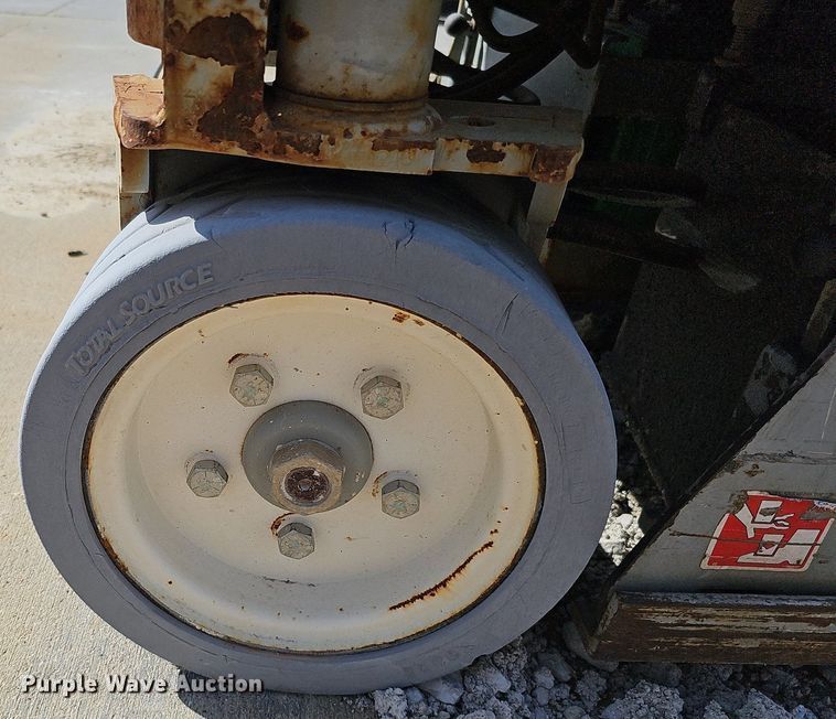 image for item LE9381 2012 Skyjack SJIII 3219  scissor lift