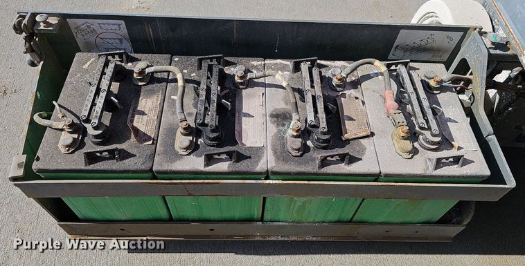 image for item LE9383 2012 Skyjack SJIII 3219  scissor lift