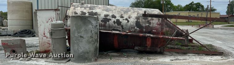 image for item LG9105 Concrete silo