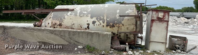 image for item LG9105 Concrete silo