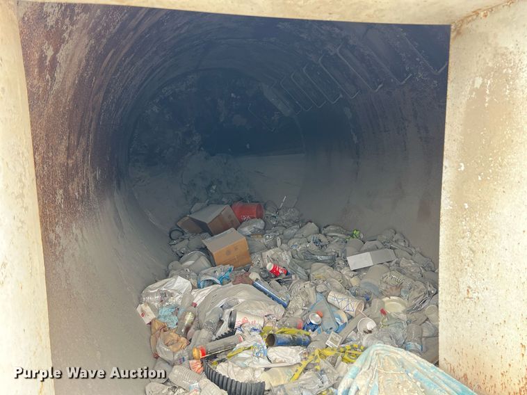 image for item LG9105 Concrete silo