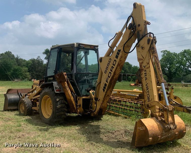 image for item LH9616 New Holland 555D  backhoe