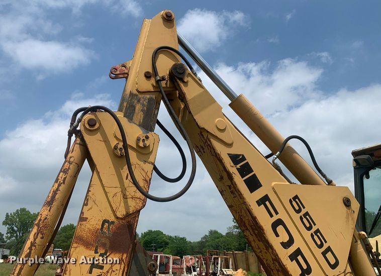 image for item LH9616 New Holland 555D  backhoe