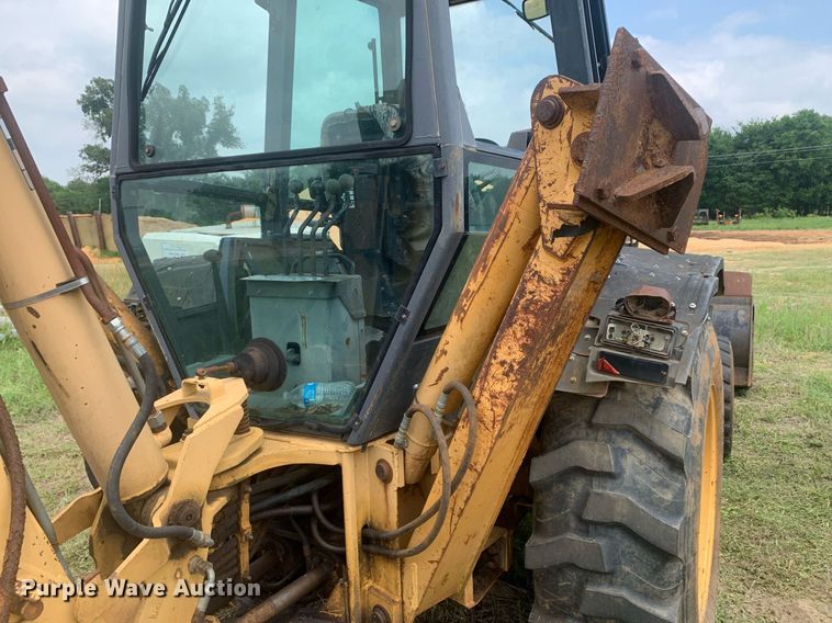 image for item LH9616 New Holland 555D  backhoe