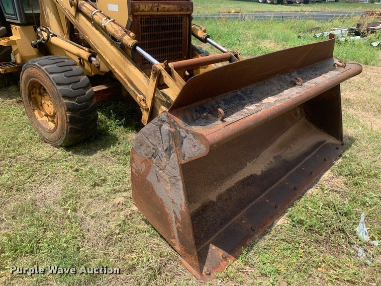 image for item LH9616 New Holland 555D  backhoe