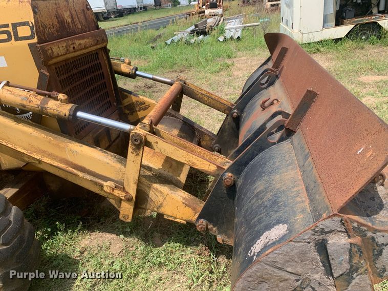 image for item LH9616 New Holland 555D  backhoe