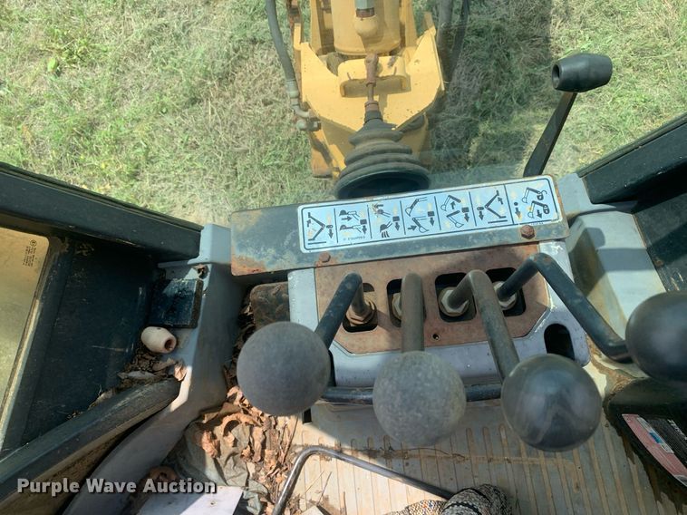 image for item LH9616 New Holland 555D  backhoe