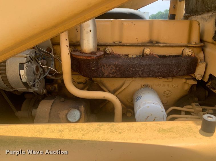 image for item LH9616 New Holland 555D  backhoe