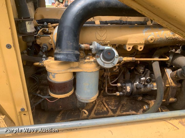 image for item LH9616 New Holland 555D  backhoe