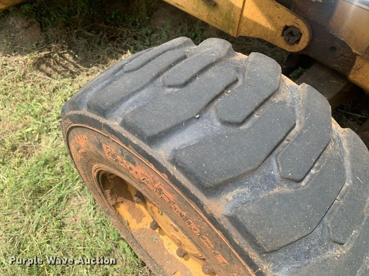 image for item LH9616 New Holland 555D  backhoe