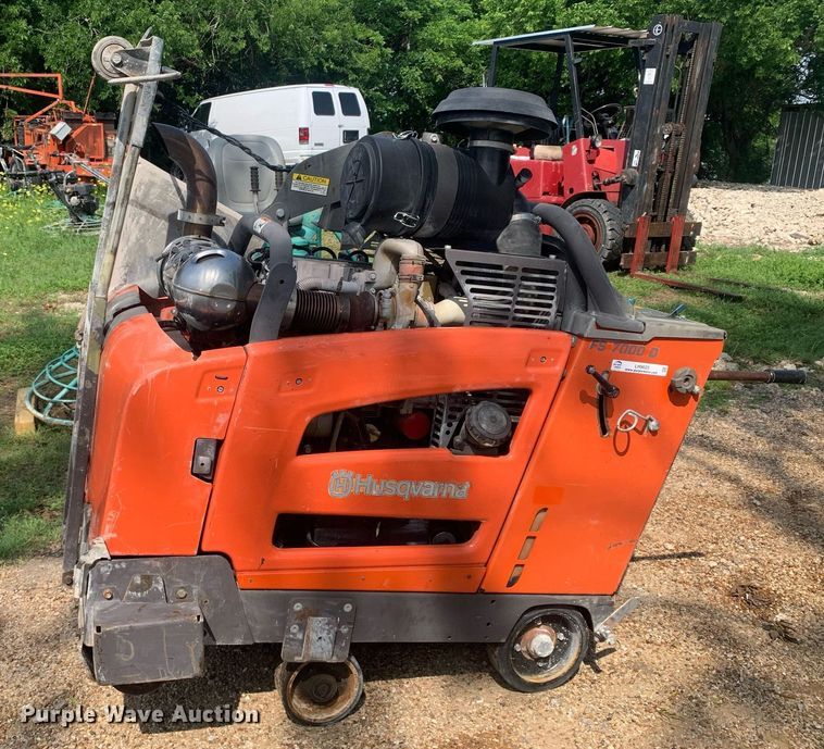 image for item LH9625 2016 Husqvarna FS7000D  concrete saw