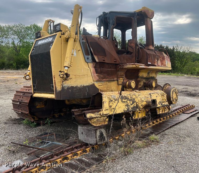 image for item LI9677 Komatsu D65PX  dozer