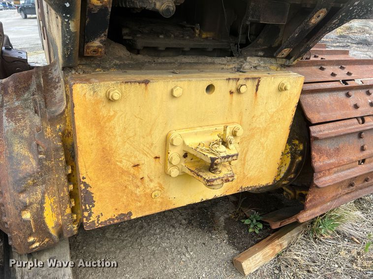 image for item LI9677 Komatsu D65PX  dozer