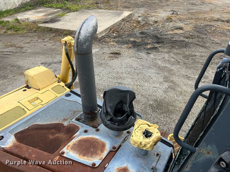 image for item LI9677 Komatsu D65PX  dozer