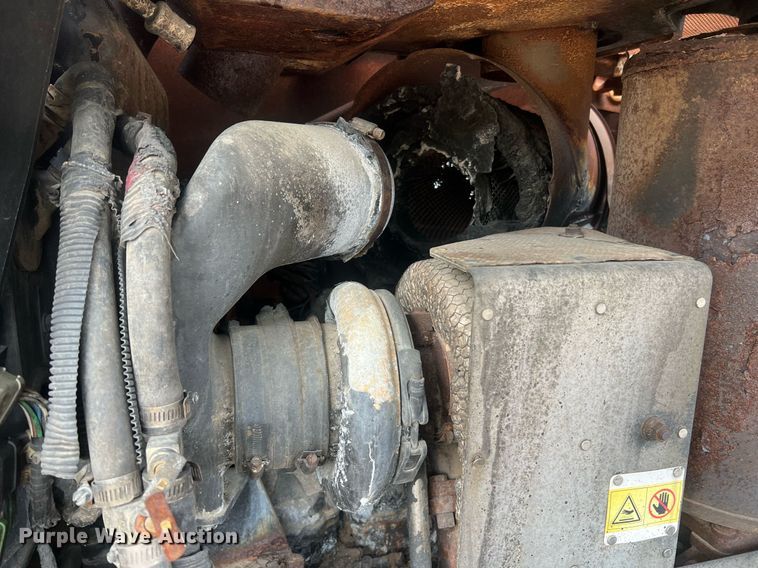 image for item LI9677 Komatsu D65PX  dozer