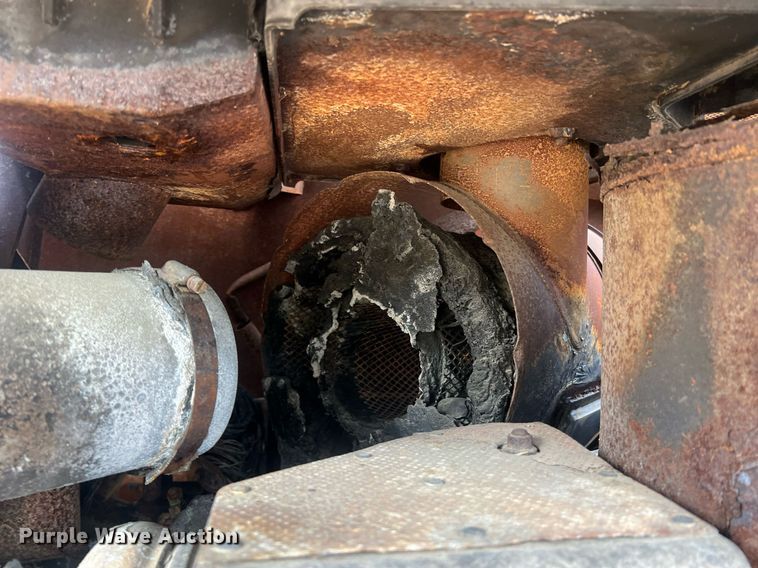 image for item LI9677 Komatsu D65PX  dozer