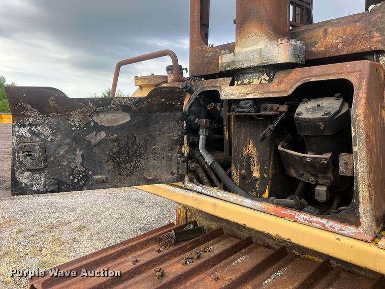 image for item LI9677 Komatsu D65PX  dozer