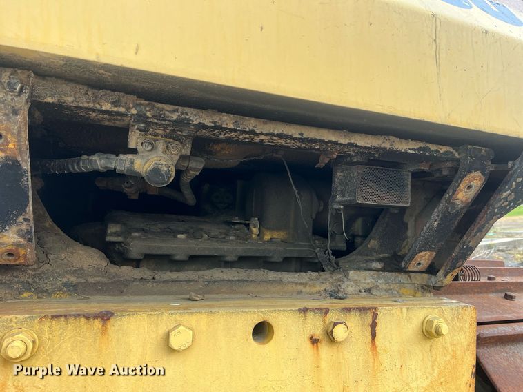 image for item LI9677 Komatsu D65PX  dozer