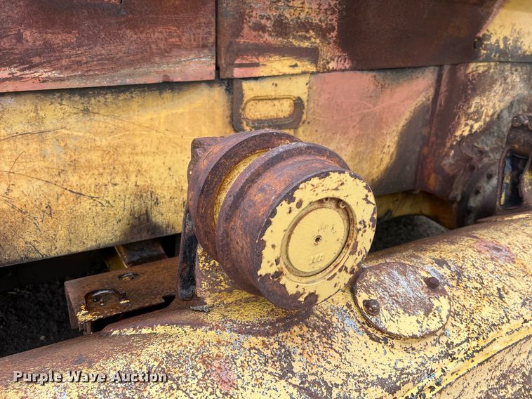 image for item LI9677 Komatsu D65PX  dozer