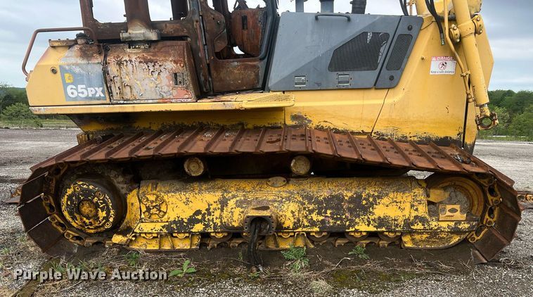 image for item LI9677 Komatsu D65PX  dozer