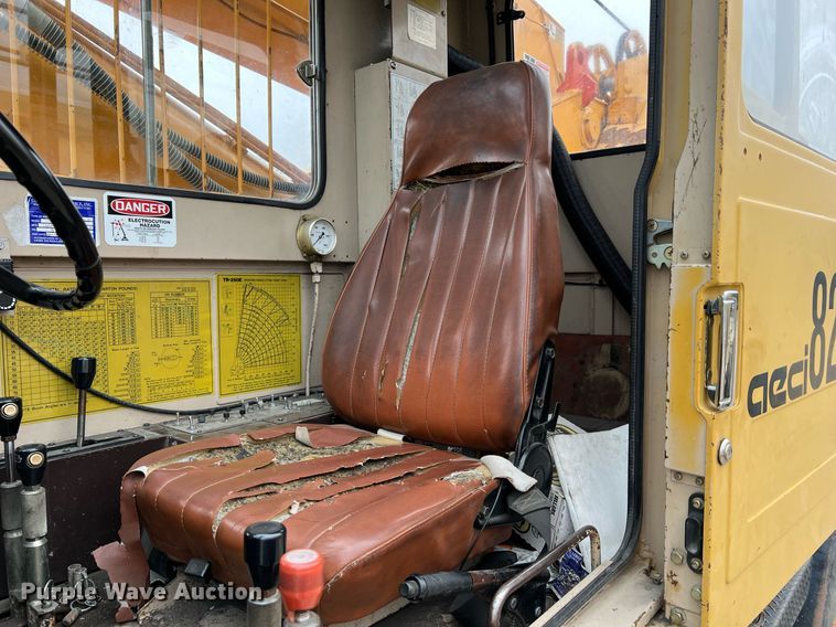 image for item LI9686 1987 Tadano TR250E  crane