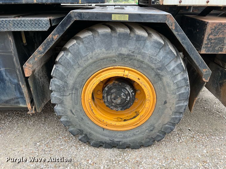 image for item LI9686 1987 Tadano TR250E  crane