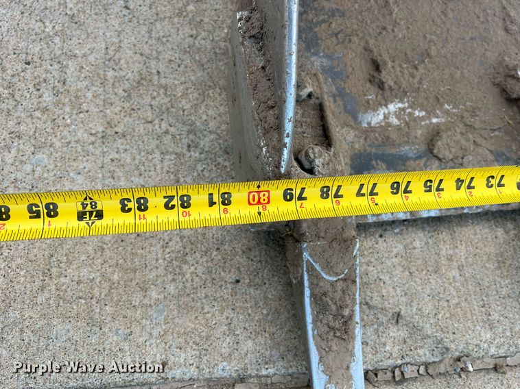 image for item LI9694 2007 Bobcat S300  skid steer loader