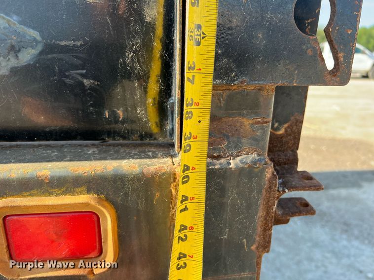 image for item LI9695 2006 GMC C4500  dump flatbed truck