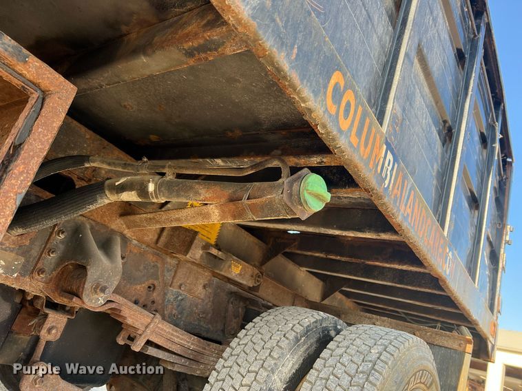 image for item LI9695 2006 GMC C4500  dump flatbed truck