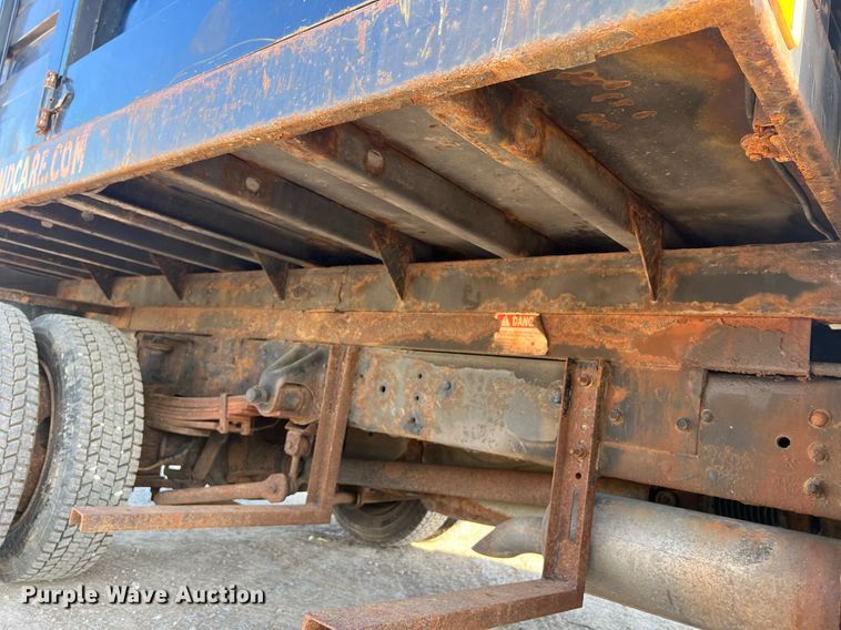 image for item LI9695 2006 GMC C4500  dump flatbed truck