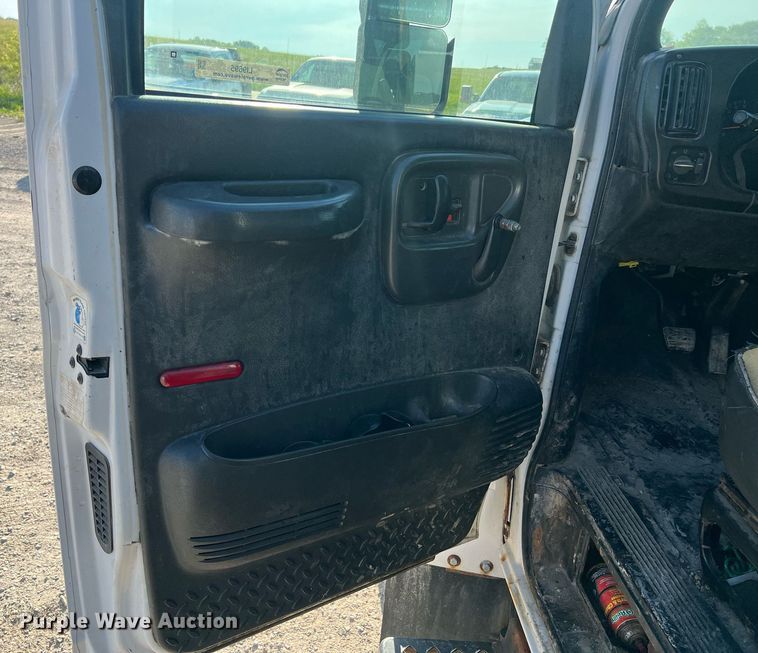 image for item LI9695 2006 GMC C4500  dump flatbed truck