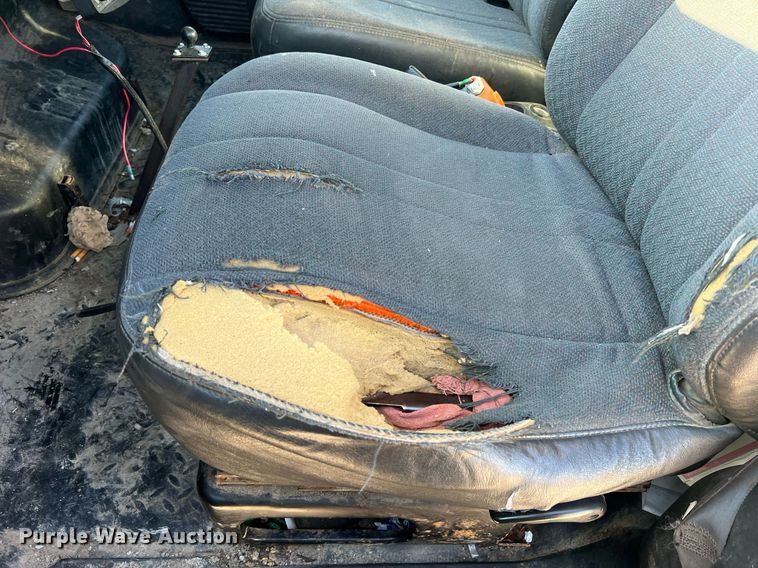 image for item LI9695 2006 GMC C4500  dump flatbed truck