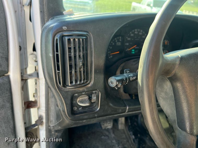 image for item LI9695 2006 GMC C4500  dump flatbed truck