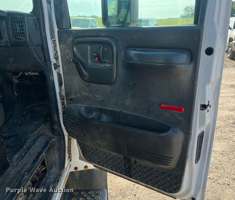 image for item LI9695 2006 GMC C4500  dump flatbed truck