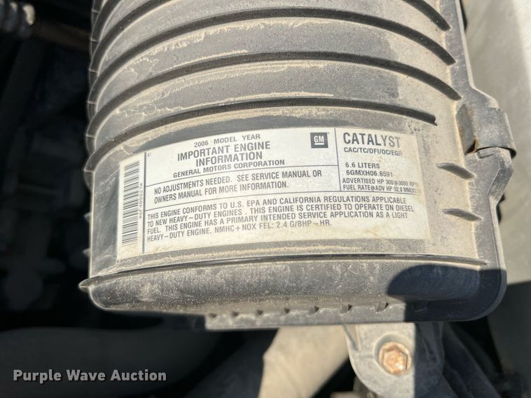 image for item LI9695 2006 GMC C4500  dump flatbed truck