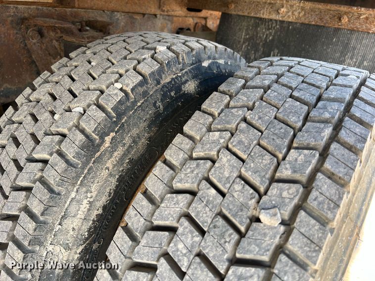 image for item LI9695 2006 GMC C4500  dump flatbed truck