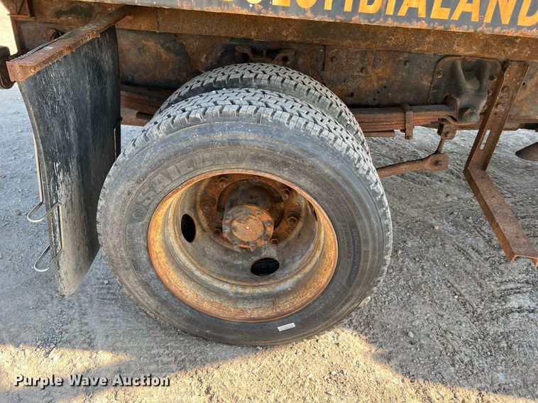 image for item LI9695 2006 GMC C4500  dump flatbed truck