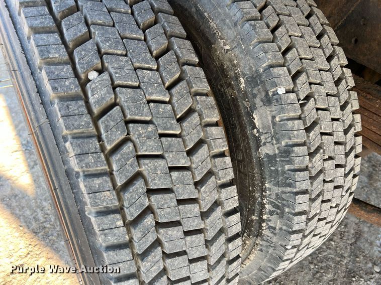 image for item LI9695 2006 GMC C4500  dump flatbed truck