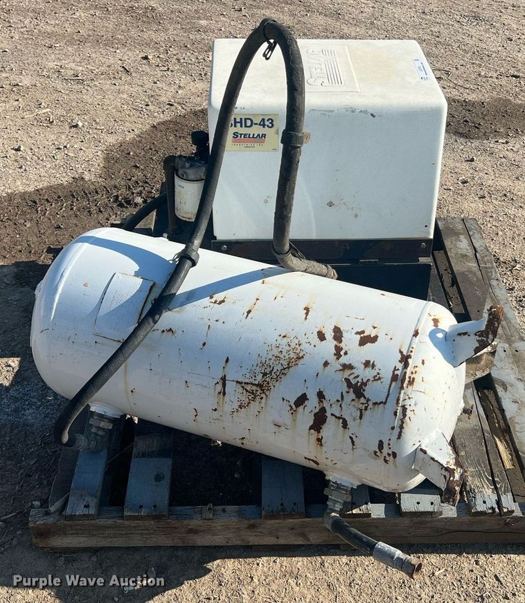 image for item LI9700 Stellar SHD-43  air compressor