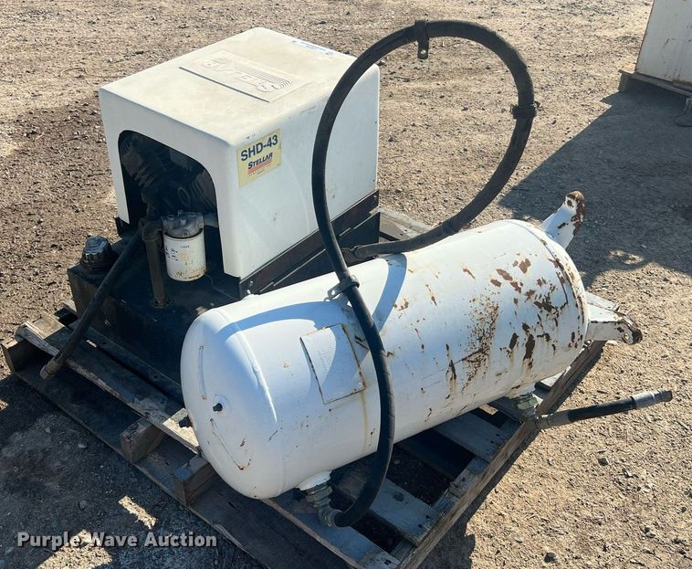 image for item LI9700 Stellar SHD-43  air compressor