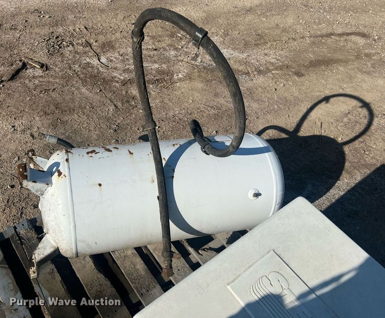 image for item LI9700 Stellar SHD-43  air compressor